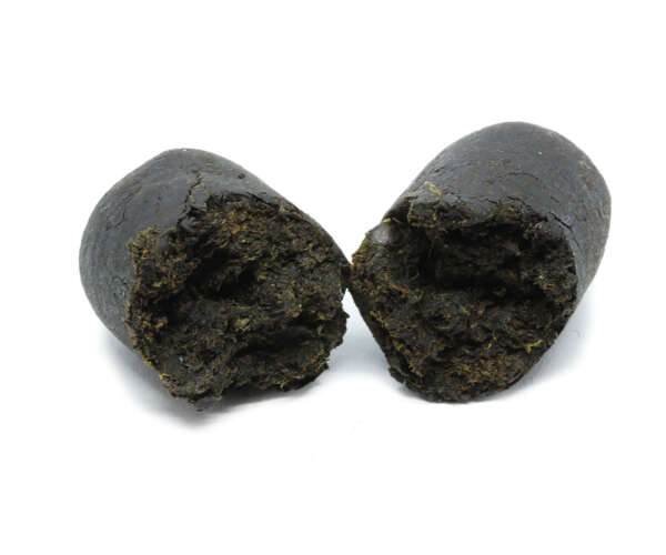 Jamaican-Gum-Hash.jpg For decades Jamaica was known for exporting high grade cannabis and hashes around the globe including a high quality hash named Jamaican Gum Hash. Many cannabis connoisseur from countries such as Canada, United States and the Netherlands would all wonder how this creamy potent hash would have it’s distinctive bright red and orange color making it a novelty in the hash world.