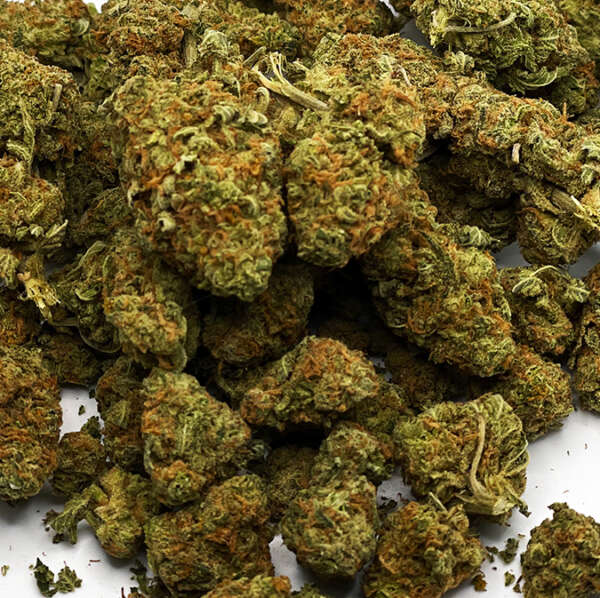 pineapple express Pineapple Express is a sativa-dominant hybrid marijuana strain made by crossing Trainwreck with Hawaiian. While this strain rose to fame on the silver screen in 2008 amidst the release of Pineapple Express, it is a real strain that you can find on the shelves of dispensaries across the country. Since then, this strain has become a favorite in the hearts and minds of cannabis lovers. Pineapple Express produces long-lasting energetic effects that you can feel right away. Pineapple Express is 18% THC and may make you feel buzzy, alert, and creative. The best time to smoke Pineapple Express is in the morning, afternoon, or early evening hours. In terms of flavor, this strain packs a punch to your pallet with bright citrus notes infused with pineapple and earthy pine, thanks to the terpenes of caryophyllene, limonene, and pinene. Medical marijuana patients choose Pineapple Express to relieve symptoms associated with depression, pain, and fatigue.