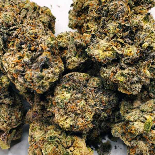 Super Soaker (AAAA-) While it encourages alertness, the potency of Super Soaker means a little goes a long way. New users should approach this strain with caution, starting small and gradually adjusting their dosage. Whether you're looking to dive deep into your thoughts or simply enjoy a refreshing mental and physical buzz, Super Soaker is your go-to strain for a powerful, balanced high that truly lives up to its name.
