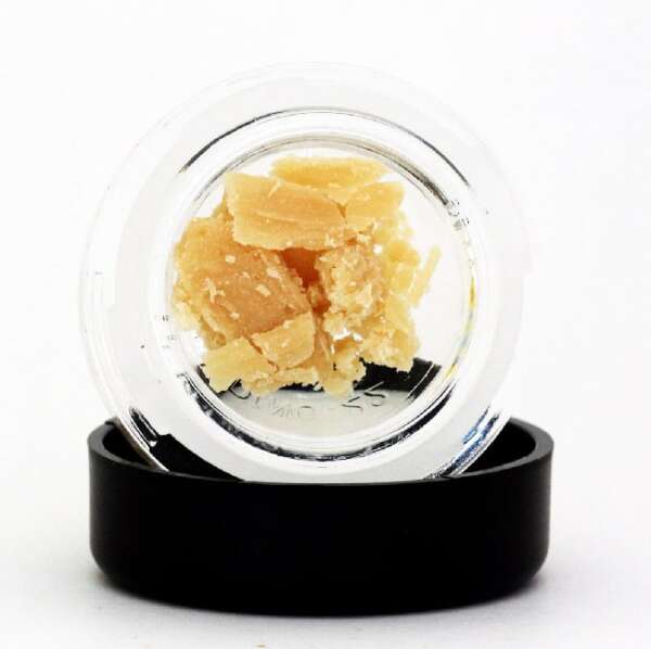 What is Live Rosin, you ask? It is an artisanal cannabis concentrate that embodies the true essence of the plant. Unlike other concentrates, Live Rosin is created through a specialized process that captures the full spectrum of cannabinoids, terpenes, and flavonoids, providing a truly authentic and potent experience. Our Live Rosin starts with hand-selected, meticulously grown cannabis flowers of the highest quality. These flowers are flash-frozen immediately after harvest, preserving the delicate aromas, flavors, and therapeutic compounds that make each strain unique. The frozen flowers are then meticulously processed, using advanced solventless extraction techniques that rely solely on pressure and heat. This gentle approach ensures that no harmful solvents or additives are used, resulting in a pure and natural product.