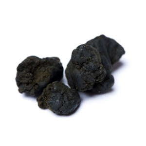 Smooth and creamy, this hash has a soft texture and has the distinct aroma of old school hash. It is black and very sticky. We found it to be a good night time treat and has superior relaxing properties to some other hashish.